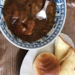 朝食に☆コク旨レトルトカレーとトースト